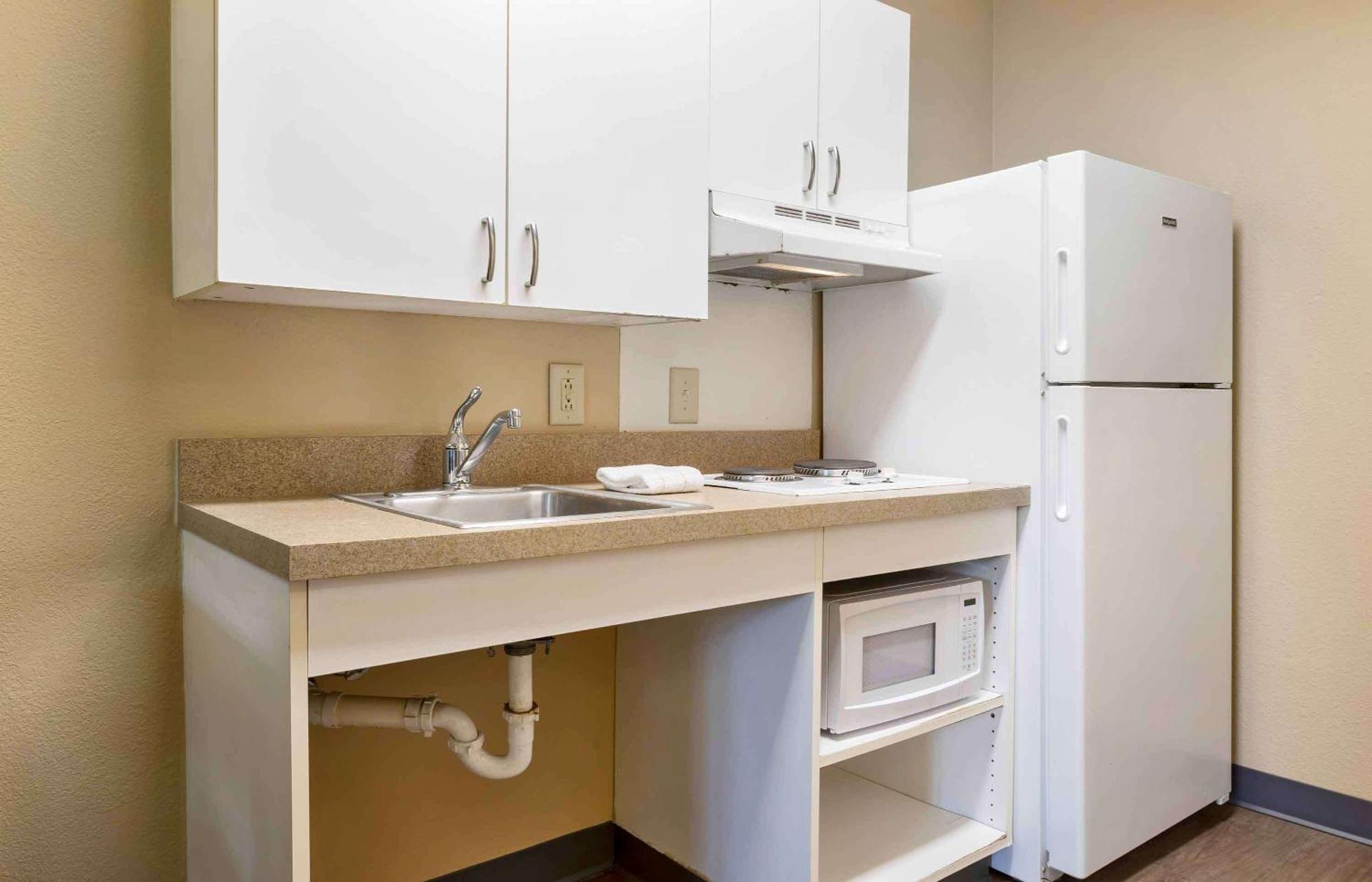 Extended Stay America Select Suites - Columbia - Ft Jackson Eksteriør billede