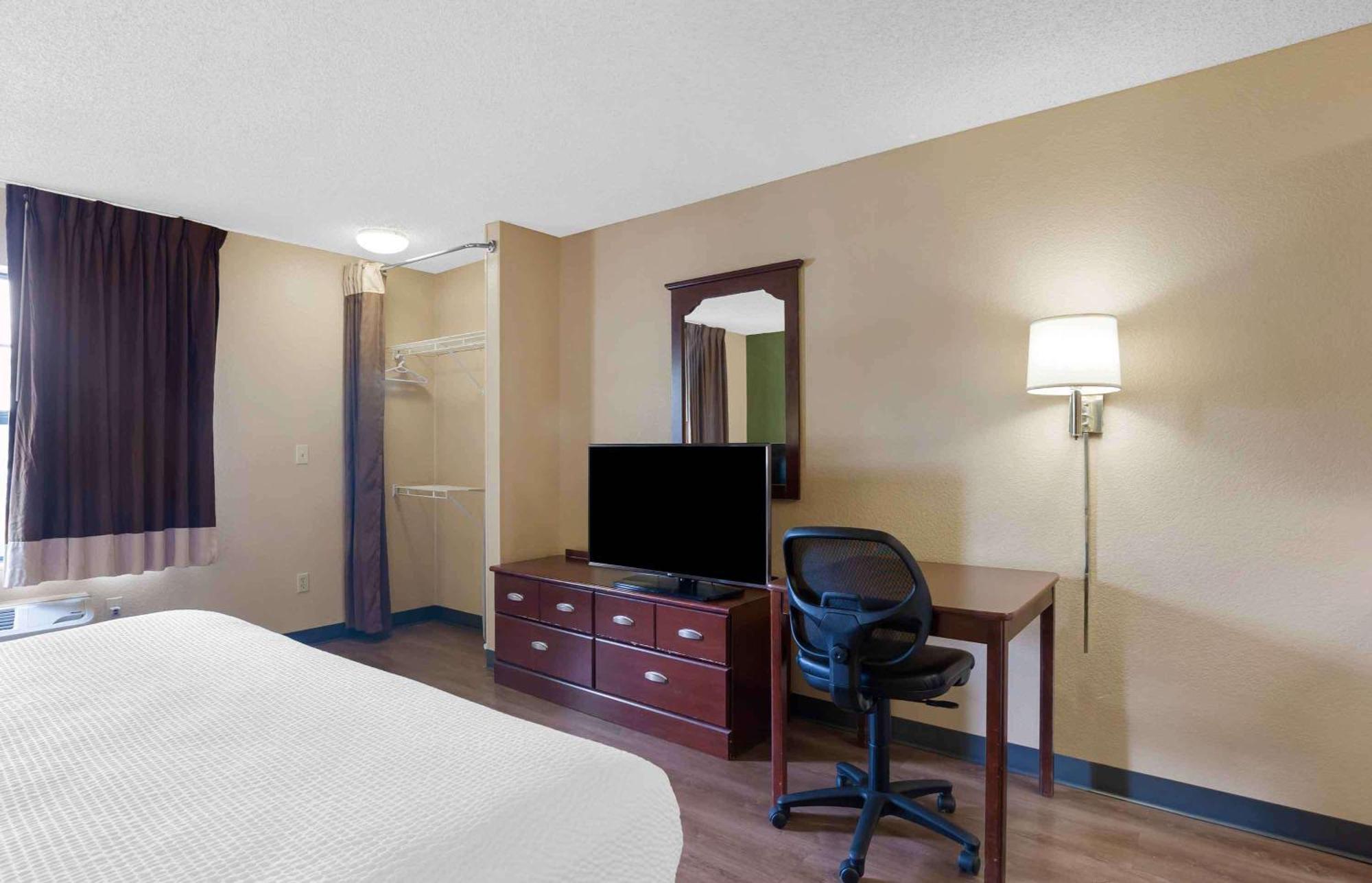 Extended Stay America Select Suites - Columbia - Ft Jackson Eksteriør billede