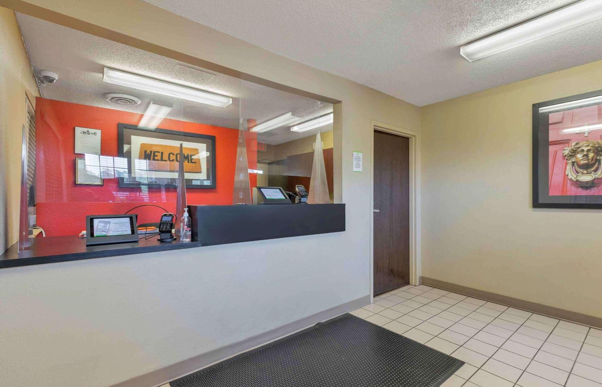 Extended Stay America Select Suites - Columbia - Ft Jackson Eksteriør billede