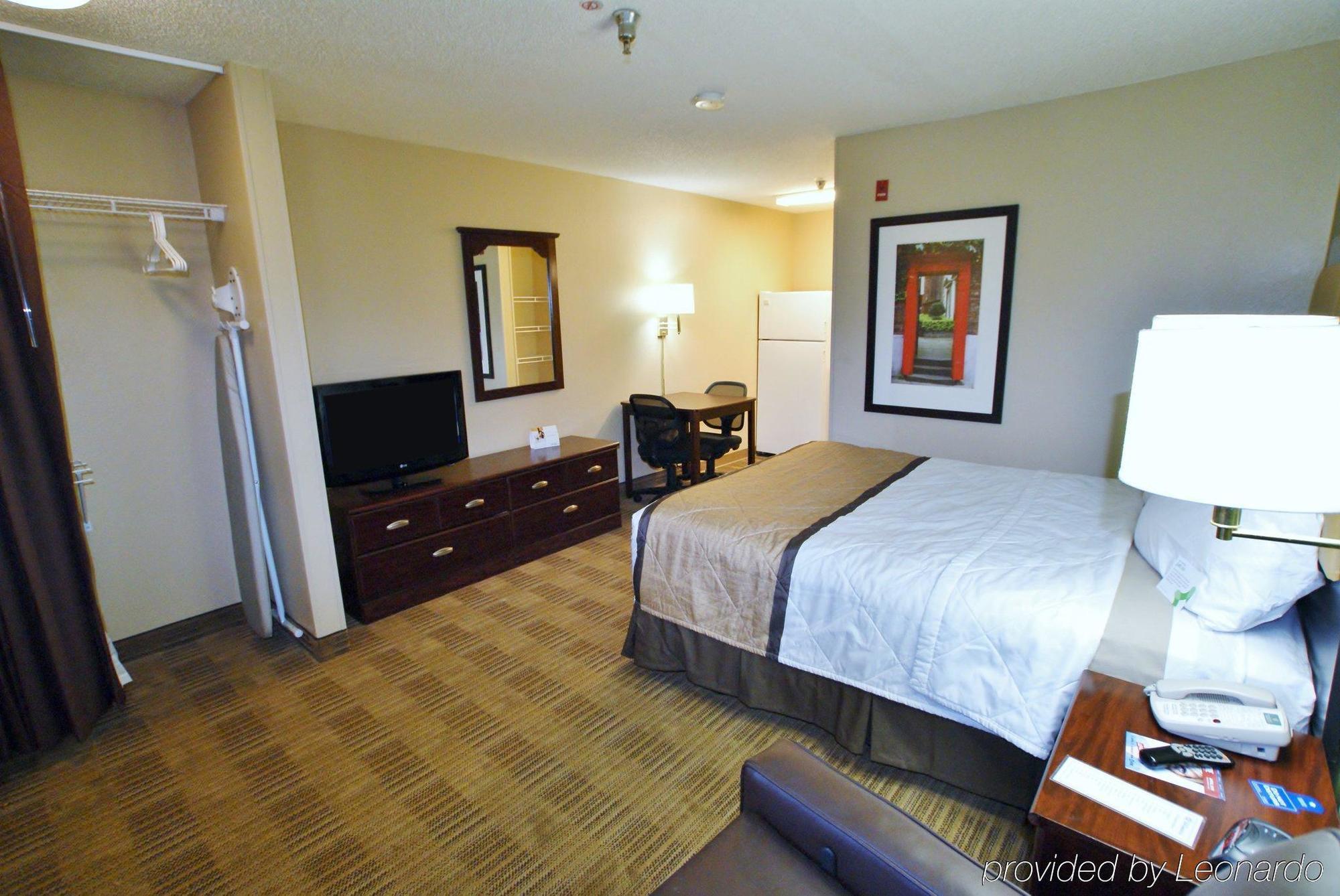 Extended Stay America Select Suites - Columbia - Ft Jackson Eksteriør billede