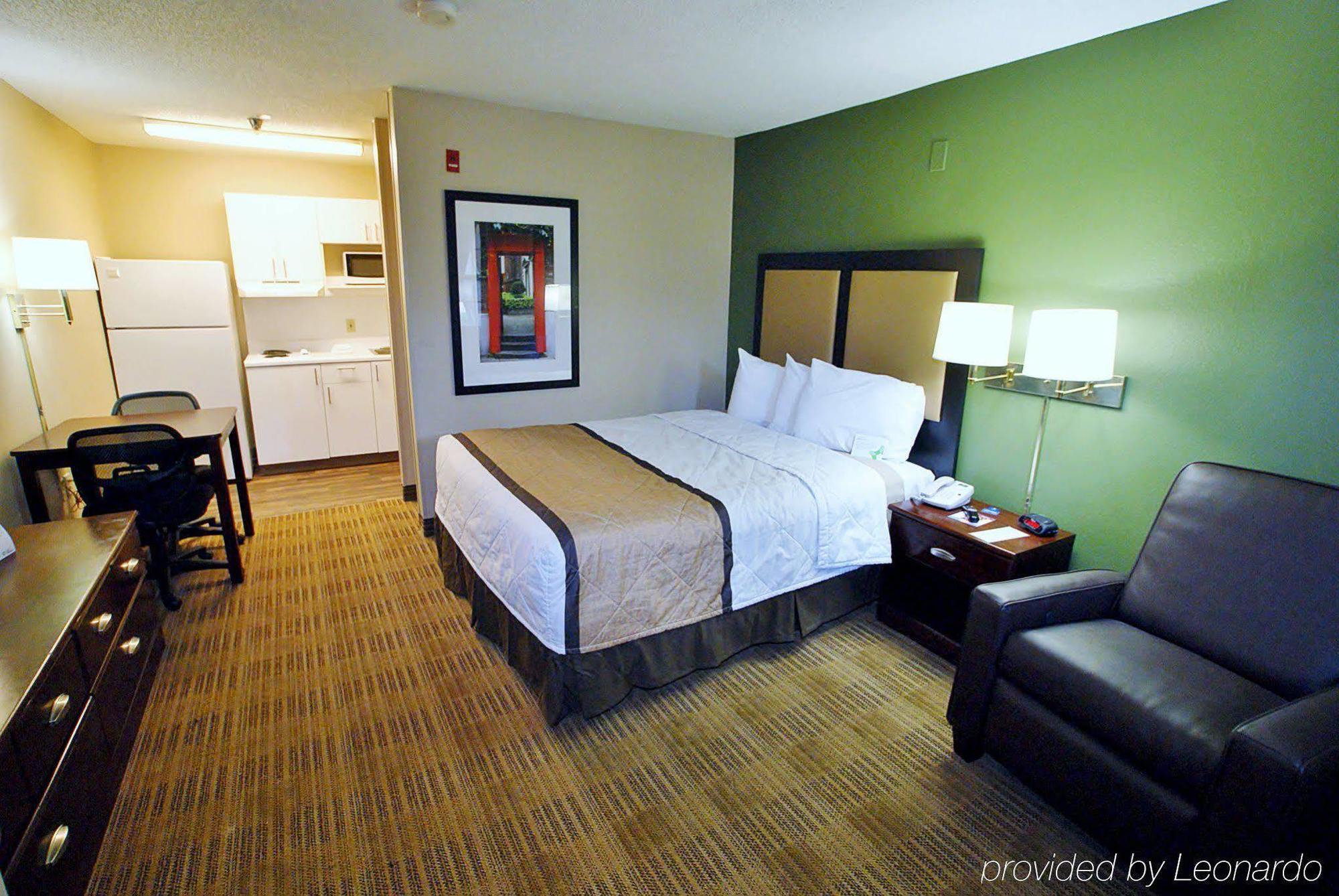 Extended Stay America Select Suites - Columbia - Ft Jackson Eksteriør billede